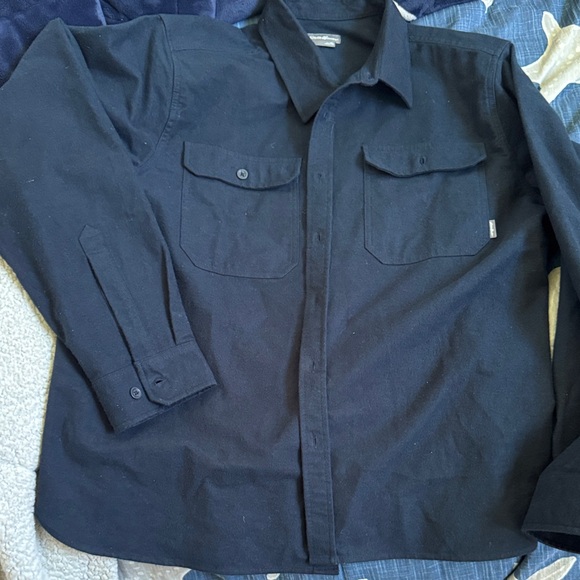Eddie Bauer Black Casual Flanel Button Down Shirt - Picture 1 of 6